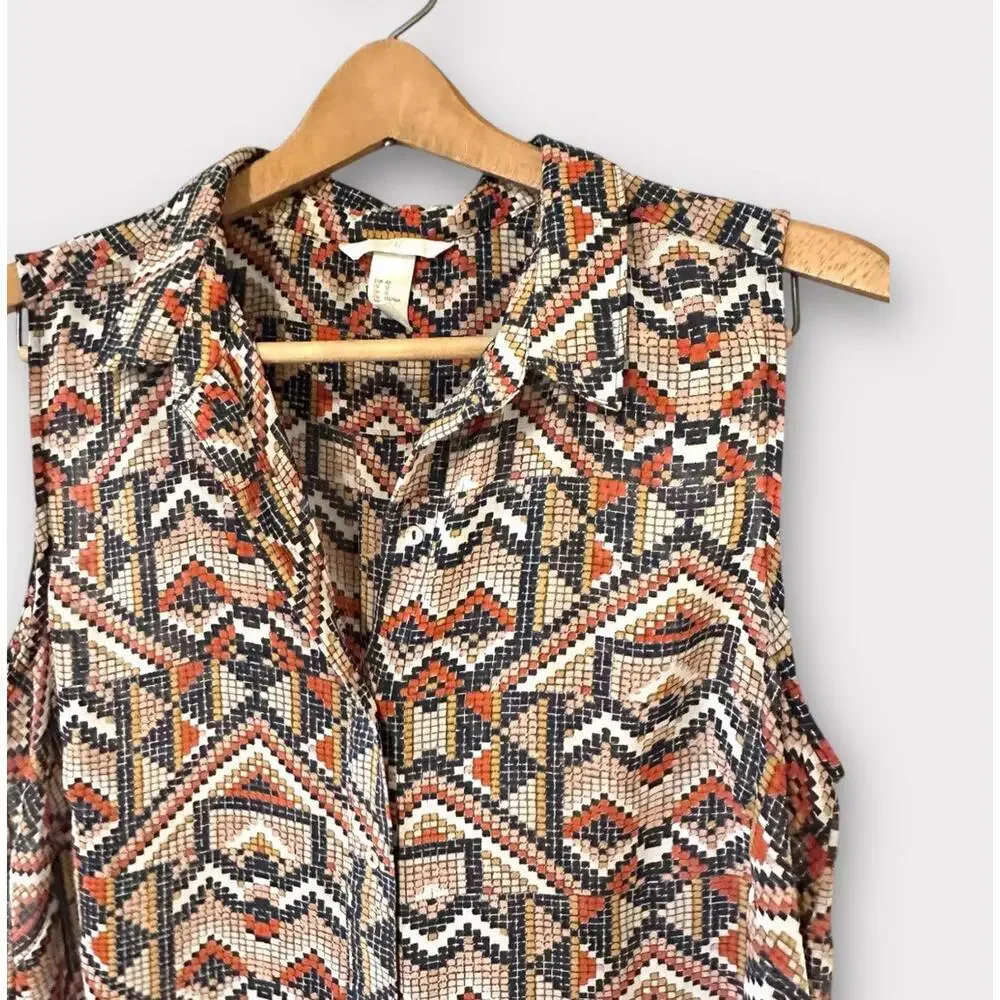 H&M Wonens Blouse Top Button Up Sleeveless Geometric Pattern Multicolor Size 12 - Picture 2 of 12